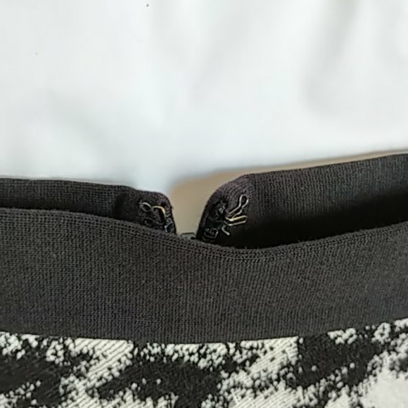 Dkny houndstooth skirt, size 6 - Picture 2 of 2